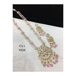 Collar de Mosenita Kundan atemporal de venta de exportación con juego de pendientes, una opción perfecta para fiestas de bodas de la India - Product Image 1