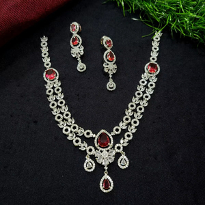 ENSEMBLE DE COLLIER DE MARIÉE EN DIAMANT AMÉRICAIN ET BOUCLES D'OREILLES CLASSIQUES ET DE HAUTE QUALITÉ ENSEMBLE DE BIJOUX DE MARIAGE POUR FEMMES DE STYLE CLASSIQUE - Product Image 1