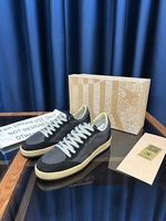 Baskets basses urbaines en cuir véritable pour hommes, avec design de bout renforcé, chaussures de marche confortables, semelle souple, fermeture à lacets, pour usage quotidien et décontracté