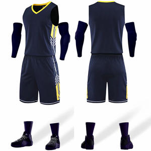 Ensemble d'uniformes de sport de basket-ball d'été personnalisés pour adultes, short grande taille respirant à séchage rapide, impression par sublimation de son propre logo - Product Image 1