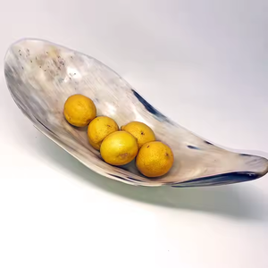 Hermosos cuencos de cuerno con nuevos diseños de búfalos, perfectos como platos de frutas o ensaladas, disponibles en muchas formas para la venta. - Product Image 1