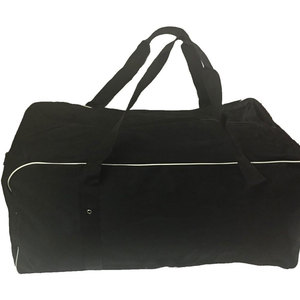 Sacs de sport de hockey sur glace, meilleur sac d'équipement de hockey sur glace personnalisé, personnalisation du logo de l'équipe, logo et couleur personnalisés, sacs de sport de hockey sur glace - Product Image 5