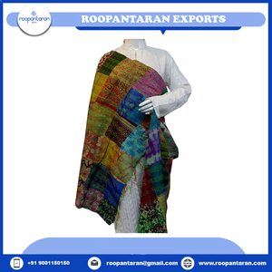 Écharpe en soie Kantha réversible de luxe, faite à la main, en coton de haute qualité, tendance été, best-seller Roopantaran - Product Image 6