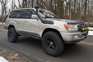 Meilleure Offre LandCruisers 4x4 SUV 2004 en Parfait État de Fonctionnement, Transmission Automatique Diesel, Propre, Excellent État, Choix Premium Expo - Product Image 6