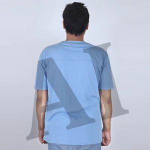 Vente en gros 100% T-shirts à séchage rapide pour hommes en polyester Impression de logo personnalisé 260 grammes Poids du tissu Vêtements de sport bon marché - Product Image 2