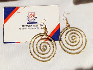 Pendientes Hechos a Mano de Latón Plateado con Plata, Artículo Indio - ARTWORK MAESTRO - Product Image 2