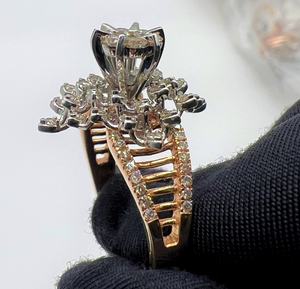 Bague de fiançailles élégante et luxueuse en or massif 14K et 18K avec diamant rond brillant naturel certifié par un tiers - Product Image 5