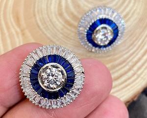 Hermoso conjunto de pendientes de tachuelas de circón con estilo, excelente calidad con tono plateado para mujer, ropa moderna, ropa de boda para mujer y Niña - Product Image 2