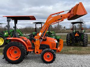 Kubota-Tractor L4508 4WD de motor Kubota, compra de alta eficiencia, listo para enviar 2476, de Alemania - Product Image 2