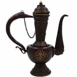 Surahi en laiton fabriqué à la main pour les amateurs de décoration vintage - Product Image 2