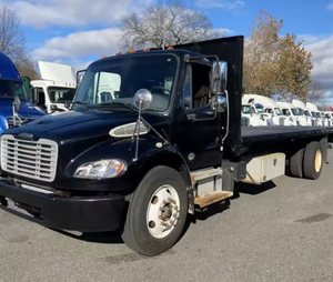 Best!! Available Used 2015 2018 For <b>FreightlinerS</b> M2 106 24 ft Flatbed <b>Truck</b> 6,9 Speed Automatic Liftgate Ready to Export - Product Image 3