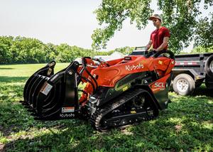 ซัพพลายเออร์โดยตรง คุณภาพดีที่สุด รถตักล้อยางขนาดเล็ก Kubota SCL 1000 เครื่องยนต์ดีเซลแบบตีนตะขาบ พร้อมจำหน่าย มาพร้อมมอเตอร์ปั๊มแท้จากโรงงาน - Product Image 2