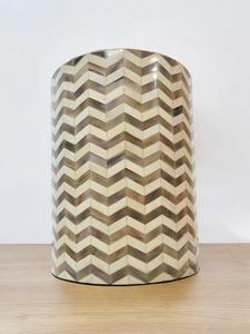 Meuble artisanal indien éco-responsable fait main avec incrustations de os, motif élaboré – Taille personnalisable disponible, pièce de mobilier unique et remarquable - Product Image 3