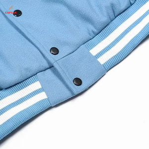 Chaqueta Varsity de Invierno de Primera Calidad, Cómoda y Acogedora, con Frente Alto, Estilo Moderno, Ecológica, Transpirable y con Acabado de Tela Suave - Product Image 6