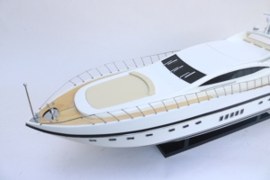 MANGUSTA 108 Casco Negro - MODELO DE BARCO COMERCIAL DE MADERA PRODUCTO DE ALTA CALIDAD HECHO EN VIETNAM - Product Image 2