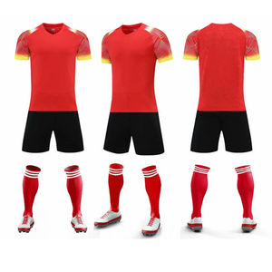 Maillot et Short de Football Personnalisables pour Adultes – Tenue d'Entraînement Respirante 100% Polyester à Manches Courtes - Product Image 2