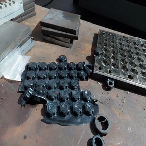 Molde de Inyección para Tapas de Agua de Plástico de 24 Cavidades y 38 mm, 3 Estrellas, Fabricante de Moldes con Servicios de Electroerosión por Hilo y Perforación - Product Image 6