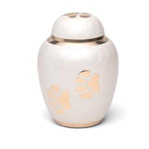 Urnes de crémation artisanales indiennes Urnes de crémation pour animaux de compagnie en laiton avec urnes de crémation de couleur blanche Fournisseur - Product Image 3