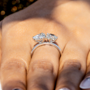 Anillo de compromiso de diamantes con dos piedras en forma de corazón de 2,44 quilates para mujer, oro de 14 quilates, talla 6.5US - Product Image 2