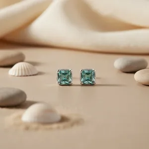 Boucles d'oreilles clous vintage en argent 925 avec pierre précieuse verte taille émeraude, or 14 carats, rubis, diamant, options or rose, or blanc/jaune - Product Image 1