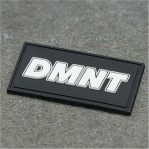 Écussons en PVC personnalisés en gros avec logo en relief 3D, badges en caoutchouc souple en silicone pour les vêtements, approvisionnement en vrac pour les fabricants de vêtements - Product Image 6