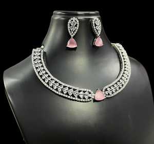 ชุดสร้อยคอเพชรแบบอเมริกันตัดดาวดีไซน์หรูหราพร้อมต่างหูชุดสร้อยคอที่สวยงามชุดสวมใส่คู่กับชาติพันธุ์และเสื้อคลุม - Product Image 2