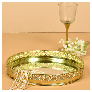 Bandeja de metal ecológica hecha a mano chapada en oro de lujo con diseño de borde dorado Estilo moderno para regalos de boda y Diwali - Product Image 3