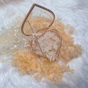 Belle forme de coeur Design boîte à bagues en verre organisateur de bijoux fait avec verre métal or cadre polonais pour les fiançailles de mariage - Product Image 3