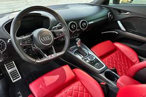 PRÊT À EXPÉDIER - VÉHICULE D'OCCASION CONDUITE À GAUCHE |   Conduite à droite |   Audi TTS Coupé Turbo 4 cylindres Quattro AWD 2020 - Product Image 3