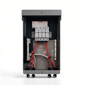 กล่องรวมสายไฟ Midnite Solar MNPV4-MC4 สำหรับอุปกรณ์จ่ายไฟ - Product Image 2