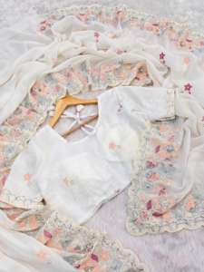 Sari en soie souple et crépue pour femme, le plus vendu, avec broderie au fil, idéal pour les mariages, fabriqué en Inde, en stock - Product Image 3