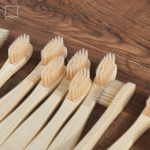 Brosse OEM écologique 100% brosse à dents en bois naturel adultes enfants brosse à dents en bambou biodégradable - Product Image 3