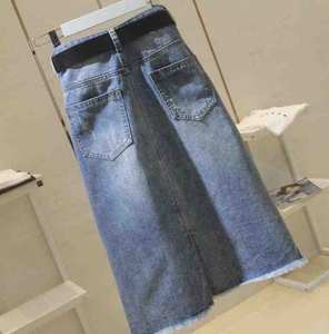 Jupe en jean pour femme, design classique à cinq poches, finition lisse et coutures solides, jupe en jean pour femme - Product Image 5