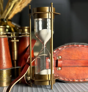 Sablier en laiton massif personnalisé sablier de 8 pouces avec support pour décoration de bureau cadeau nautique ou collectionneur - Product Image 6