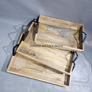 Bandeja única de madera de acacia con diseño de Casa escarchada y bordes profundos para un comedor elegante y un uso funcional de la Mesa - Product Image 5