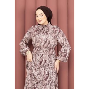 Robe Hijab Marron Style Modeste avec Motif Châle en Tissu Mousseline et Taille Froncée - Product Image 2