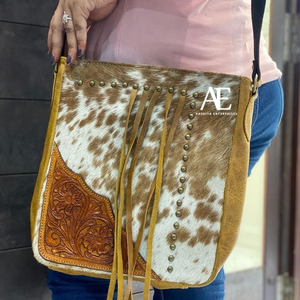 มาใหม่สไตล์ตะวันตกมือTooledหนังCowhide Crossbody Bohoกระเป๋าที่กําหนดเองของแท้หนังผู้หญิงหลายใช้สลิงกระเป๋า - Product Image 1