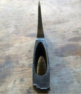 Hache à bois en acier au carbone avec manche en fibre de verre, hache de camping pour l'abattage et la coupe du bois - Product Image 3