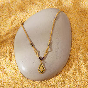 Mangalsutra Tradicional de Oro, Joyería Coleccionable Cultural de Vinculación Eterna - Product Image 1