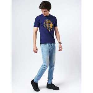 Camiseta gráfica con relieve azul para hombre - Product Image 6