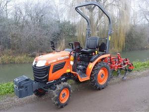 Tracteurs Kubota L3300 95cv d'occasion à vendre - Product Image 3