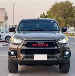 Más Vendidos: Toyota Hilux MODIFICADA REVO GR-S DOBLE CABINA, Volante a la Derecha, Automática, 2.8L - Product Image 2