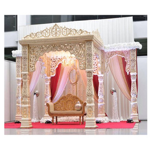 Magnífica Decoración de Mandap para Bodas Maharani, Tema Blanco Real, Mandap para Bodas de Bollywood, Decoración de Mandap de FRP para Bodas, Adelaida - Product Image 1