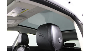 Coche usado de segunda mano con certificación LHD/RHD Ja guar 2022 P250 SE AWD - Product Image 6