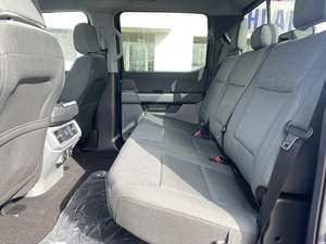 Ford F-150 XLT 4X4 d'occasion 2024 - Product Image 4