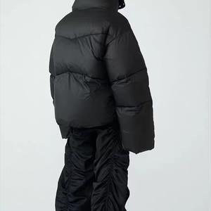 เสื้อแจ็คเก็ตพัฟเฟอร์ผู้ชายคุณภาพสูง อุ่นสบายสำหรับฤดูหนาว ไซส์ใหญ่ ซิปเต็มตัว แจ็คเก็ตบับเบิ้ลดาวน์สำหรับกิจกรรมกลางแจ้ง รับสกรีนโลโก้ - Product Image 5