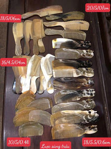 Peine de Cuerno Vietnamita Tradicional para un Desenredado Suave y sin Dolor, Brillo Saludable, Resultados Anti-Frizz y Comodidad Natural para el Cabello - Product Image 2