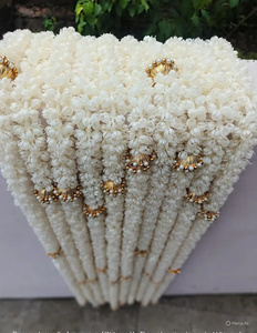 Guirlande de fleurs artificielles Mogra de 4 pieds de long, décoration murale, décoration de mariage, idée de décoration de fête à thème, toile de fond de scène - Product Image 1