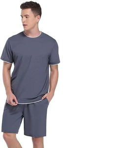 Conjuntos deportivos innovadores de verano para hombre, con logotipo personalizado, de dos piezas, camiseta y pantalones cortos, para entrenamiento y jogging, OEM. - Product Image 2