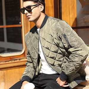 เสื้อแจ็กเก็ตบอมเบอร์สำหรับผู้ชายเสื้อโค้ทผ้าโพลีเอสเตอร์100% สั่งทำใหม่ - Product Image 2